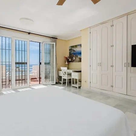 Ocean Front 4b Townhouse With Garden * Estepona